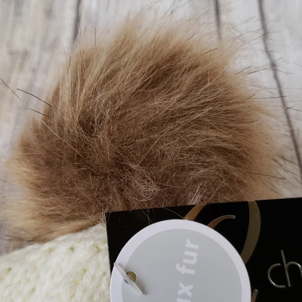 Cream Beanie - NEW